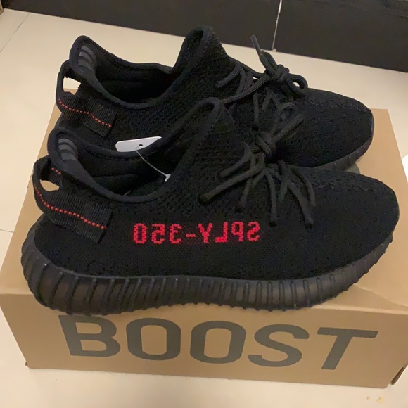 Yeezy Boost 350 V2 main image 5